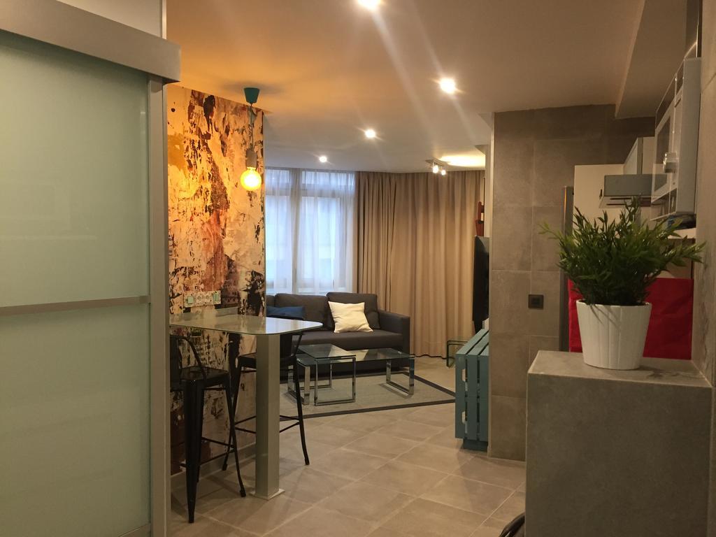 Piso Con Piscina Y Garaje En La Playa De Las Canteras Las Palmas de Gran Canaria Ngoại thất bức ảnh
