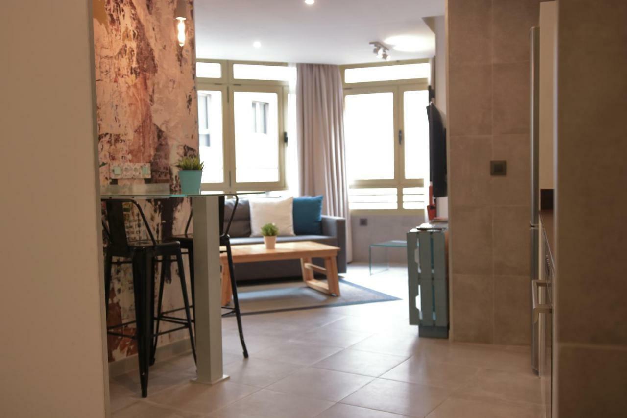 Piso Con Piscina Y Garaje En La Playa De Las Canteras Las Palmas de Gran Canaria Ngoại thất bức ảnh